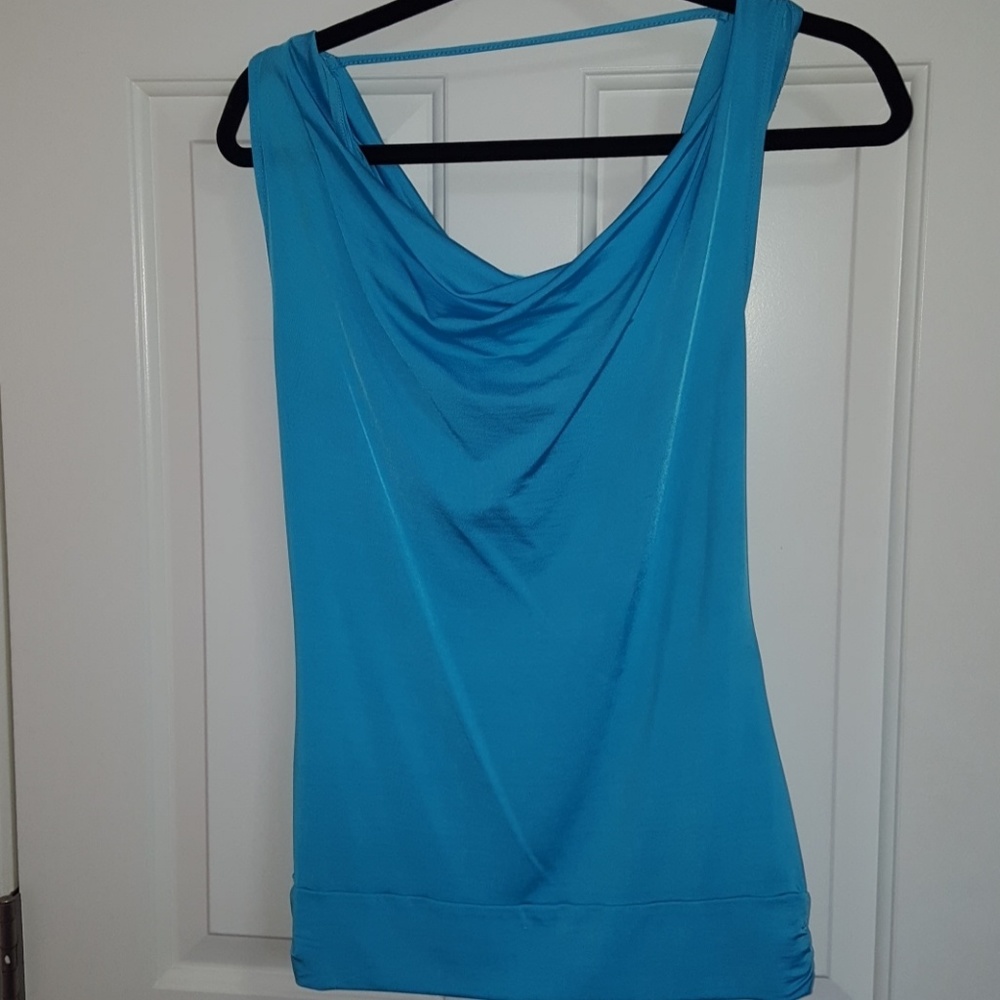 Flounder turquoise small top